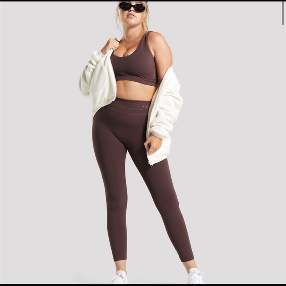 Gymshark Cherry Chocolate Set 